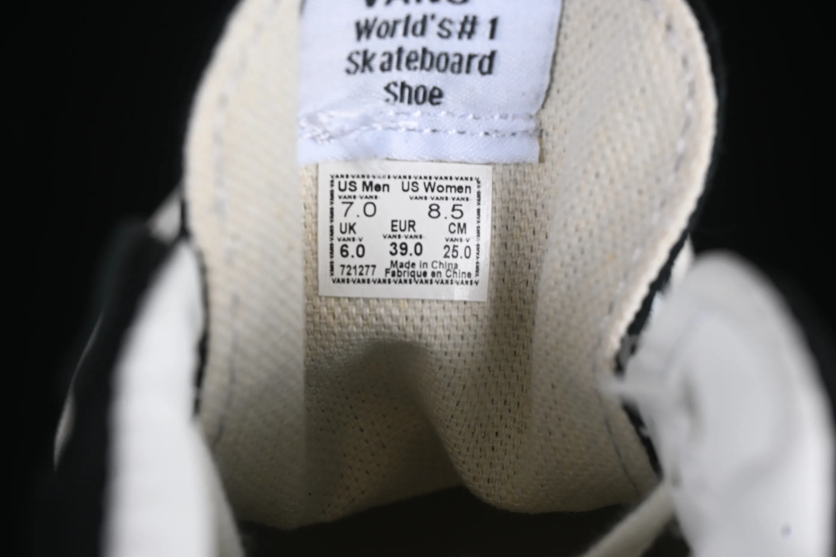 All categories Vans Vans series Vans Hi Vans high-top Vans Clash The Wall Vans fashion high-top casual sneakers VN000CNKBA2
